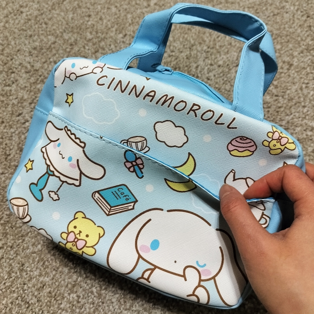 White Bunny Blue Insulated Bag